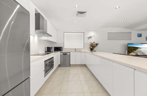 Huskisson House | Salty Steves by Experience Jervis Bay