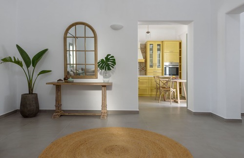Santorini Villa | Samsara - Santorini Luxury Retreat