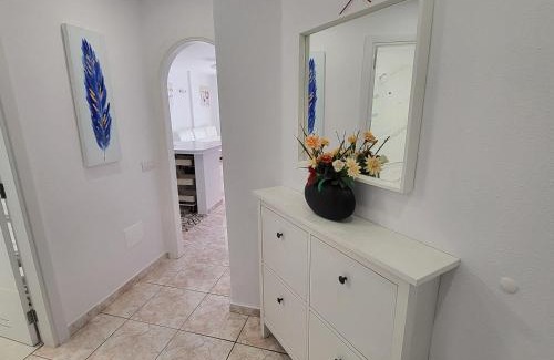 Los Cristianos Apartment | San Marino 5