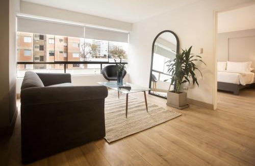 Leuro Apartment | San Martin 598 by Wynwood House