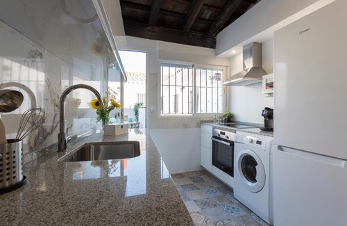 Jerez de la Frontera Old Town Apartment | San Miguel Tranquilo Moderno