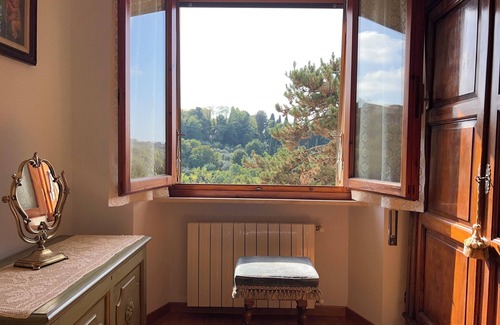 Siena Apartment | San Prospero Suite