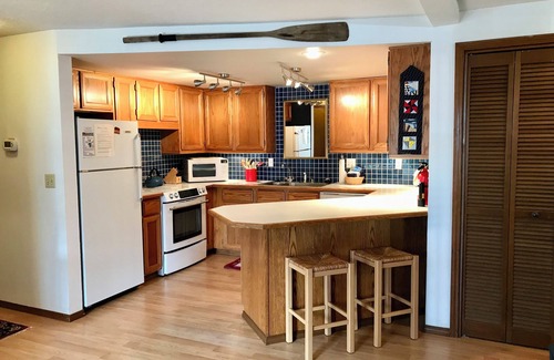 Tolovana Park House | Sandcastle condo C-1 - indoor pool - Cannon Beach Property Mgmt