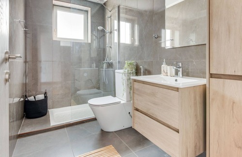 Potamos tis Germasogeias Apartment | Sanders Evolution - Neat 3-bdr Apt w/ Shared Pool