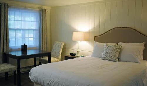 Sandwich Hotel | Sandwich Inn and Suites