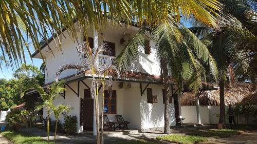 Pottuvil Division 2 House | Sandy Beach Hotel