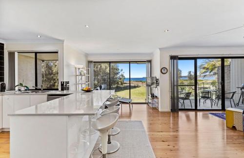 Long Beach House | Sandy Place Beach House
