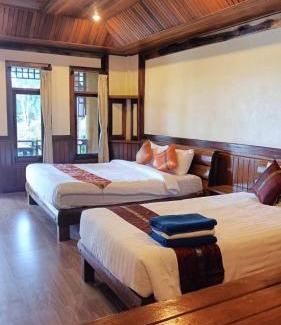Khuk Khak Beach Resort | Sangsawan Palace Khaolak Resort