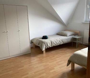 Vorhalle Apartment | SANO - bei Felix in Hagen - Platz bis zu 5 Personen - Waschmaschine - Smart Tv