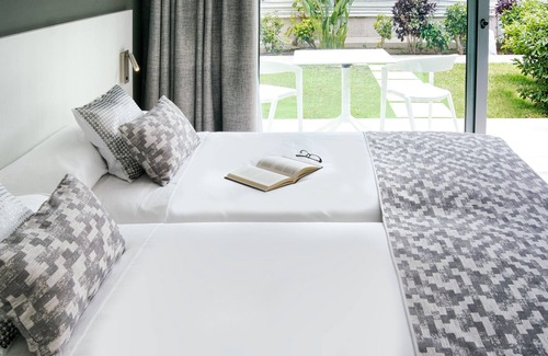 Playa del Ingles Hotel | Sanom Beach Resort - Adults Only