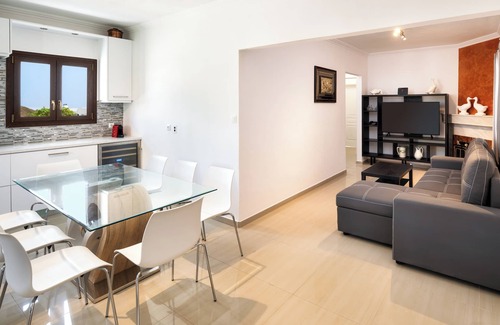 Fira Hotel | Santorinn Suites