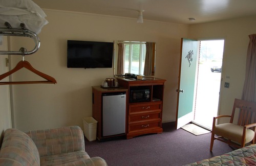 Fort Edward Hotel | Sara Glen Motel