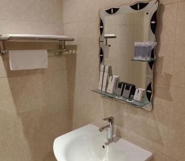 Riyadh Apartment | saraya beirut سرايا بيروت