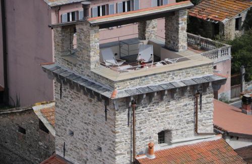 Dolcedo House | Sarazenenturm Franco