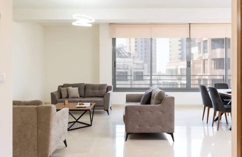 Achrafieh Apartment | Sassine Flats - Roomy - Power 21/24