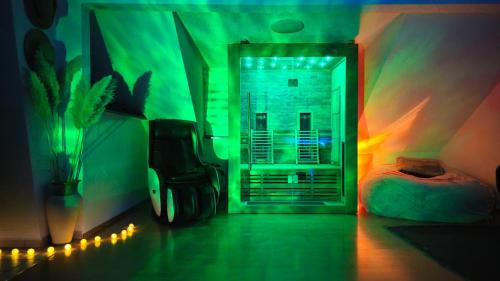 Radolfzell am Bodensee Apartment | SAUNA - MASSAGE -Bodensee-Cinema Feeling- Home Sharing - Parking - Küche