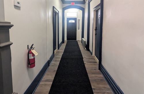 Newark Apartment | Sava Apt Rentals