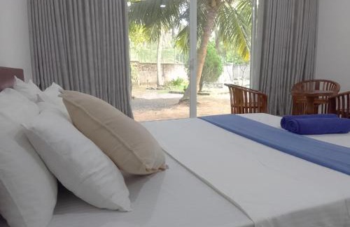 Hikkaduwa Hotel | Savendro Villa Hikkaduwa