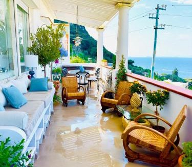 Marina Grande Bed & Breakfast | Scala Fenicia 14 by CapriRooms