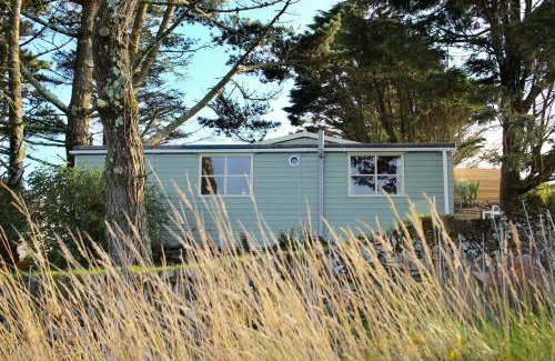 Chysauster House | Scandi Cabin On A Hill, With Stunning Views Across Cornwall