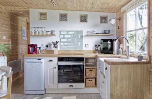 Chysauster House | Scandi Cabin On A Hill, With Stunning Views Across Cornwall