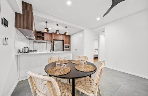 Scarborough House | Scarborough Escape, New 2Br Suite, 13G