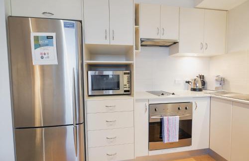 Hotham Heights Apartment | Schnapps 1