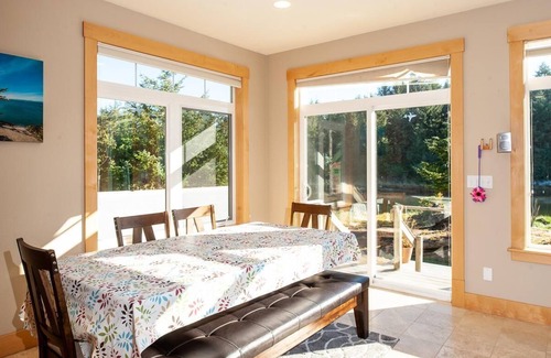 Lincoln City House | Schooner Creek Retreat