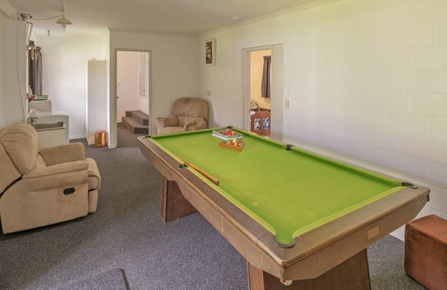Whiritoa House | SCOTTS BASE - WHIRITOA BEACH HOLIDAY HOME in Whiritoa Beach