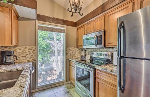 Osage Beach House | Screened Porch, Resort Perks Osage Beach Cabin!