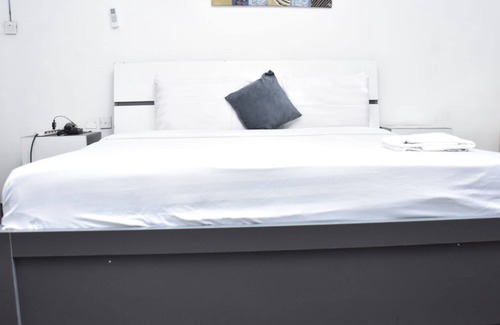 Opebi Hotel | SD HAVENS