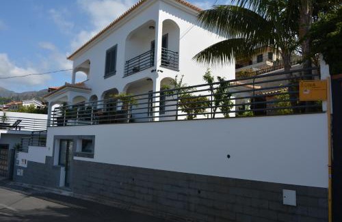 Santa Maria Maior Apartment | Sea and Sun 4 You - Choupana Studio