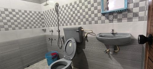 Kuzhuppilly House | Sea Breeze Cherai Homestay