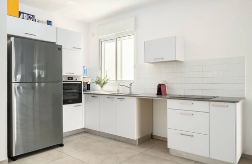 Netanya Apartment | Sea Breeze Netanya Retreat by Sea N Rent