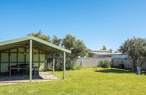 Lancelin House | Sea Breeze - Perfect house for the family