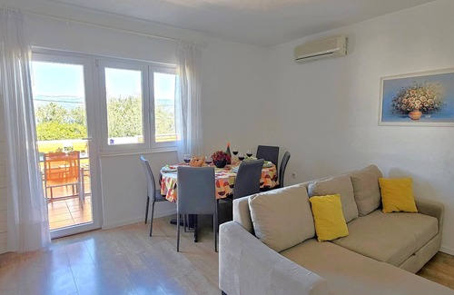Mastrinka Villa | Sea Front Stone Villa, just 5m from pebble beach, 3km from Trogir Old Town