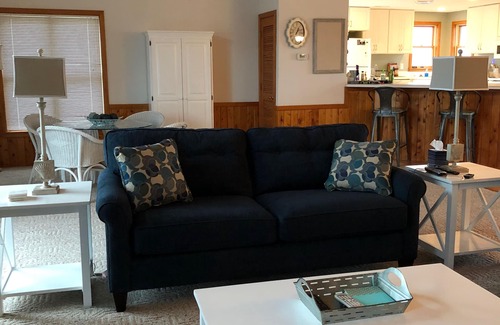 Corolla House | SEA-GO in Corolla, NC. OCEANSIDE! 4 min. walk to beach, PET FRIENDLY!