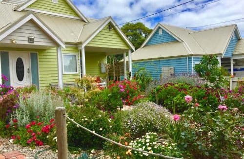 Rosebud Bed & Breakfast | Sea Salt Bnb