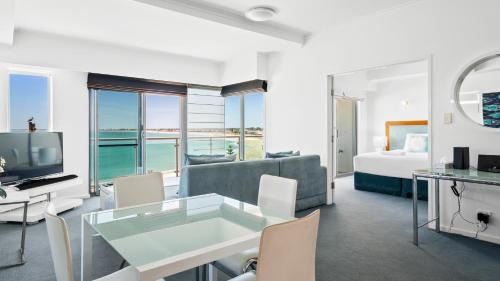 Mandurah Apartment | Sea Side 411