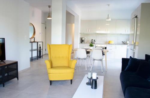 Voula Apartment | Sea Side Retreat 2 Bed Apartment