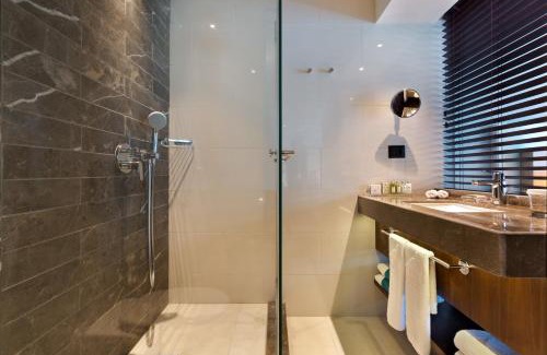 Tel Aviv Promenade Hotel | Sea Tower by Isrotel Design