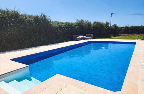 Port-Eynon Apartment | Sea View - 1 Bed Suite - Ocean Breeze - Port Eynon