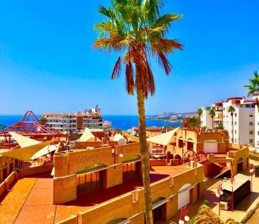 Costa Adeje Apartment | SEA-VIEW APARTMENT WITH a TENNIS COURT