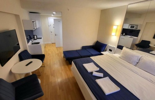 New Boulevard Hotel | Sea View Apartments Orbi City