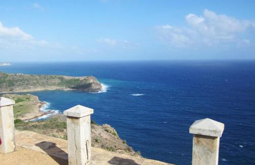 Valley Church House | Sea View Chill Spot 15 min walk to the beach