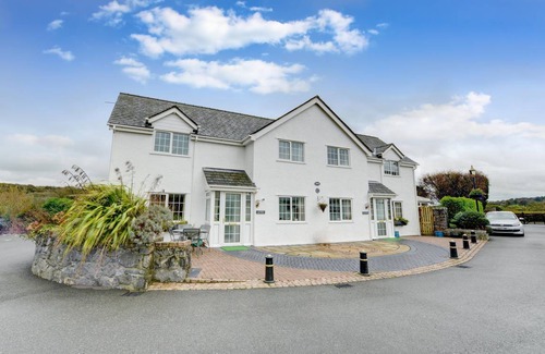 Dulas Cottage | Sea View