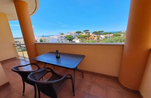 Olhos D'Agua Apartment | Sea View Oceanus Apartment Olhos de Agua