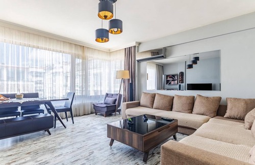 Moda Apartment | Sea-View Retro Feel Flat in the Center of Kadikoy