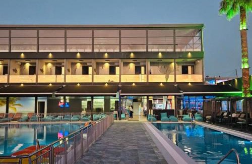 Salamis Apartment | Sea View Serenity Βeachfront & Pool 106
