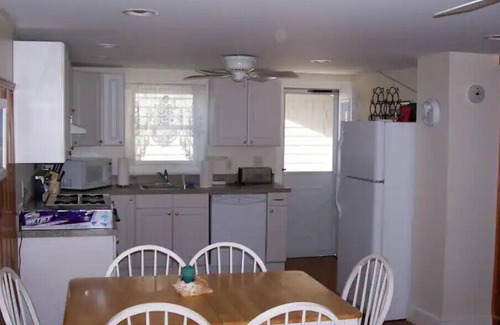 Seabrook House | Seabrook Beach House AC/WiFi/Grills Steps to Beach